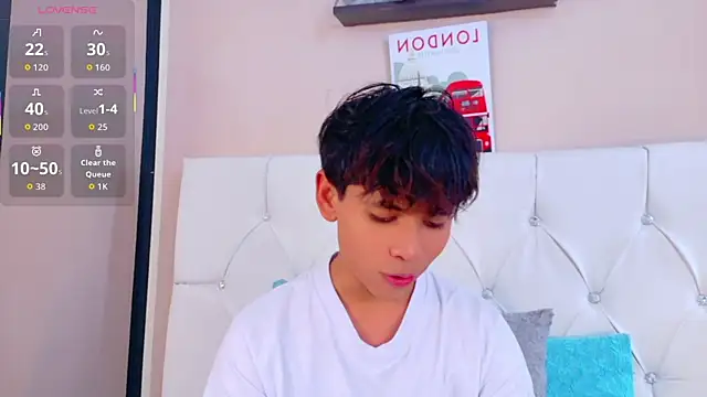 Ethan Westt online show from May 2026 08:26:01 PM