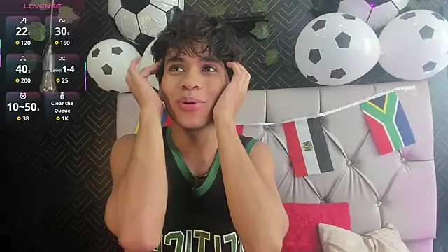 Ethan Westt online show from June 2026 07:40:01 PM