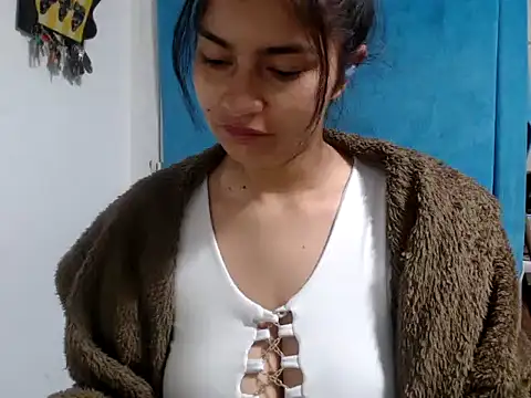 AlanaHotxx online show from October 2025 07:26:02 AM