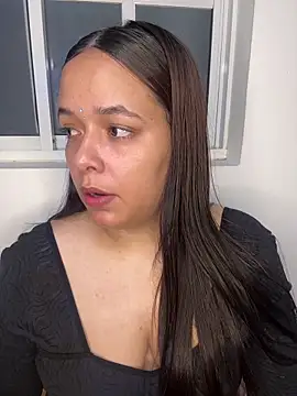 Snapshot of Deepika_padukoneNisha chatting on October 2025 11:53:02 AM Deepika padukoneNisha online show from October 2025 11:53:02 AM