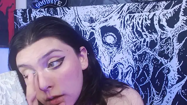 mikaskullcs online show from September 2025 01:27:02 AM