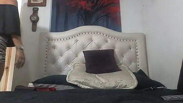 Amadamilf1980 online show from October 2025 02:26:02 PM