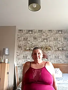 MissQueenBeex online show from March 2025 09:12:02 AM