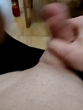 Snapshot of Tomassasdss chatting on December 2025 06:41:01 AM Tomassasdss online show from December 2025 06:41:01 AM