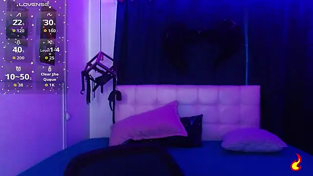 goth minerva online show from November 2025 01:22:02 PM