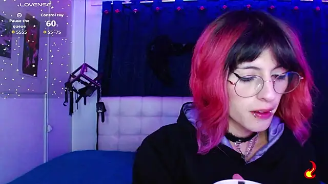 goth minerva online show from November 2025 01:23:02 PM