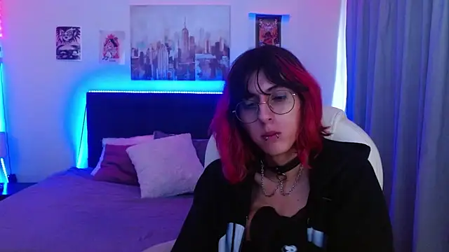 goth minerva online show from December 2025 01:29:02 PM