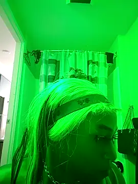 ItsBarbieBitcxxxx69 online show from April 2026 05:32:01 PM