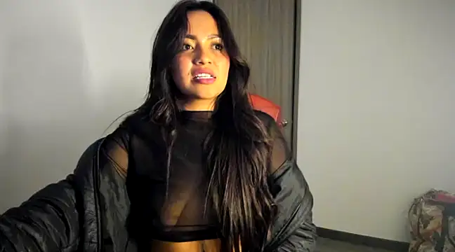 Snapshot of KatyBrunette chatting on March 2025 05:30:01 AM KatyBrunette online show from March 2025 05:30:01 AM