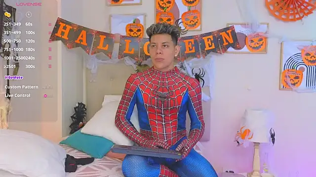 Snapshot of Almiboys chatting on October 2025 08:32:01 PM Almiboys online show from October 2025 08:32:01 PM