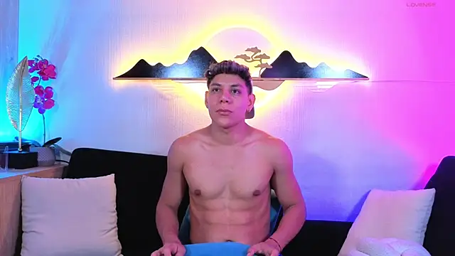 Almiboys online show from May 2026 11:32:01 PM