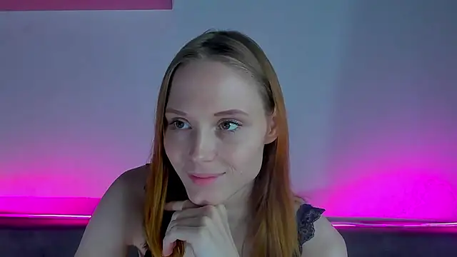 Gina lovelyy online show from October 2025 11:00:01 AM