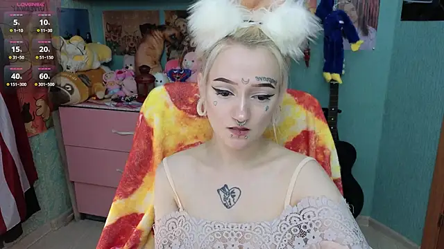 Manuela unicorn online show from November 2025 08:03:01 PM