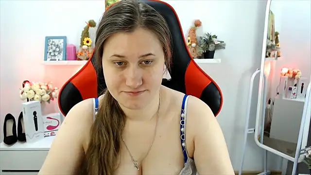 Snapshot of Lucky_Lana chatting on February 2026 03:07:01 AM Lucky Lana online show from February 2026 03:07:01 AM