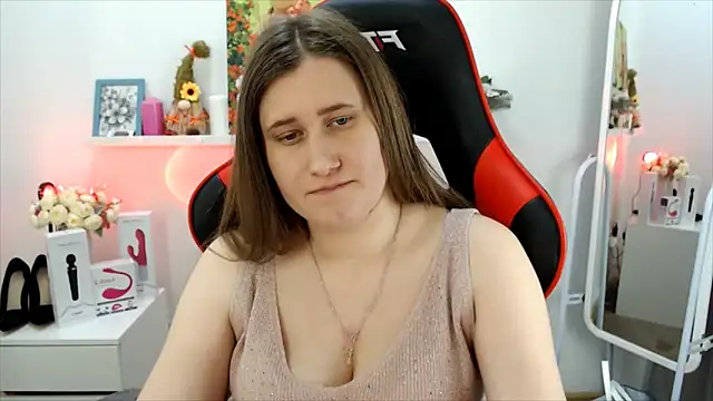 Snapshot of Lucky_Lana chatting on March 2026 05:44:01 AM Lucky Lana online show from March 2026 05:44:01 AM