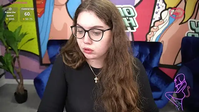 LuxSopphia online show from October 2025 12:49:02 PM