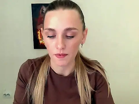 Doll Angelina online show from October 2025 05:49:02 AM