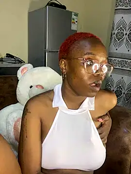 Snapshot of YummyMelanin117 chatting on October 2025 08:51:01 PM YummyMelanin117 online show from October 2025 08:51:01 PM