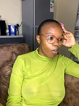 Snapshot of YummyMelanin117 chatting on November 2025 09:15:02 PM YummyMelanin117 online show from November 2025 09:15:02 PM