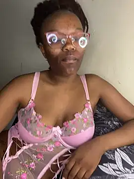 YummyMelanin117 online show from January 2026 10:59:02 PM