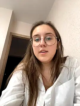 Snapshot of Vviikkssiikk chatting on September 2025 02:32:01 PM Vviikkssiikk online show from September 2025 02:32:01 PM