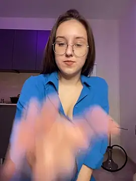 Snapshot of Vviikkssiikk chatting on October 2025 06:08:02 PM Vviikkssiikk online show from October 2025 06:08:02 PM