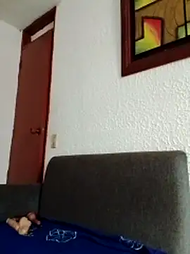 Snapshot of dulcewitch chatting on December 2025 08:04:01 PM dulcewitch online show from December 2025 08:04:01 PM