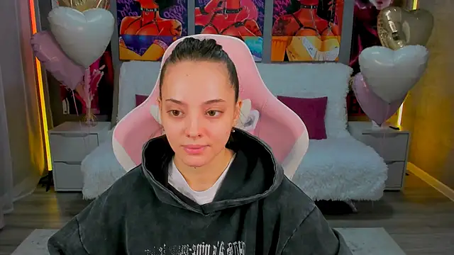 Snapshot of MelanieAlves chatting on February 2026 06:26:01 PM MelanieAlves online show from February 2026 06:26:01 PM