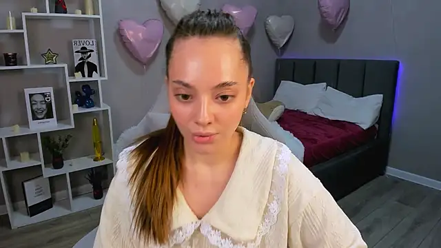 Snapshot of MelanieAlves chatting on February 2026 06:08:01 PM MelanieAlves online show from February 2026 06:08:01 PM