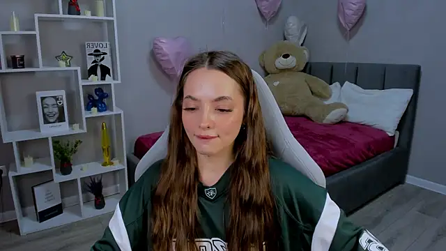 Snapshot of MelanieAlves chatting on March 2026 06:11:01 PM MelanieAlves online show from March 2026 06:11:01 PM