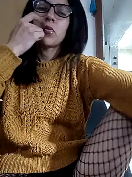 Camilitah online show from November 2025 02:49:02 PM