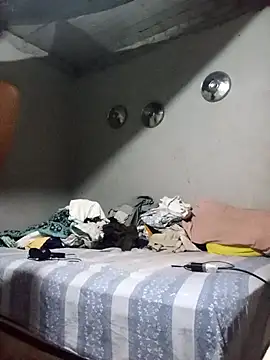 Snapshot of Tiococo420 chatting on November 2025 08:03:01 AM Tiococo420 online show from November 2025 08:03:01 AM