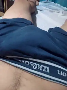 Snapshot of Tiococo420 chatting on November 2025 04:57:02 AM Tiococo420 online show from November 2025 04:57:02 AM