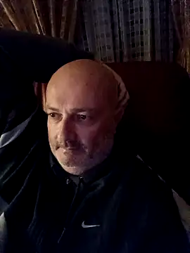 Alexis Bull online show from October 2025 10:21:02 PM