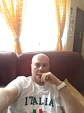 Alexis Bull online show from May 2026 08:53:01 AM