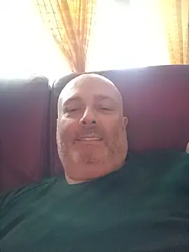 Alexis Bull online show from June 2026 02:41:02 PM