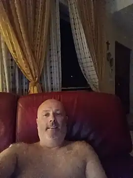 Alexis Bull online show from June 2026 11:00:01 PM