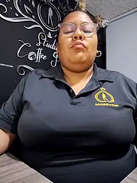 Snapshot of sheila_ro chatting on January 2026 10:12:02 PM sheila ro online show from January 2026 10:12:02 PM