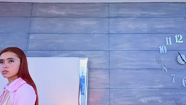 Snapshot of MilleyJones chatting on September 2025 08:09:02 PM MilleyJones online show from September 2025 08:09:02 PM