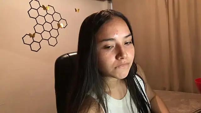 amelia hall online show from October 2025 03:41:01 PM