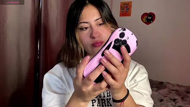 emma  bell  online show from September 2025 01:38:02 PM