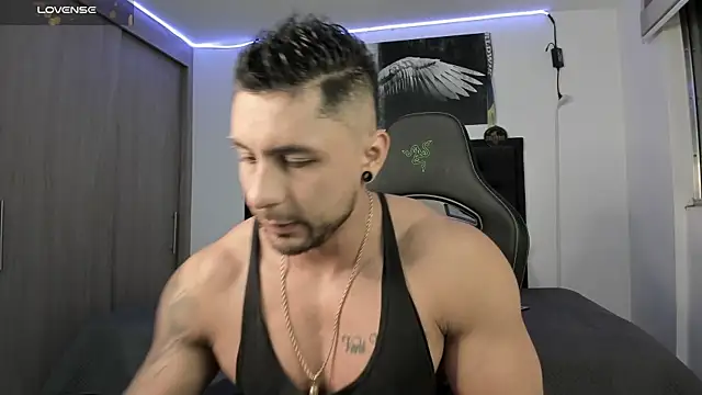 santi aesthetic online show from October 2025 03:12:02 AM