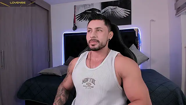 santi aesthetic online show from February 2026 11:13:01 PM