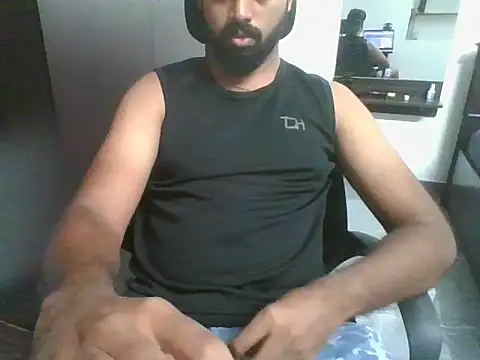 Snapshot of lovelyakash69 chatting on October 2025 03:26:01 AM lovelyakash69 online show from October 2025 03:26:01 AM