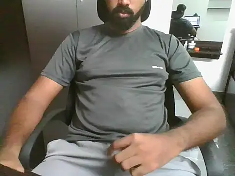 lovelyakash69 online show from November 2025 04:34:02 AM