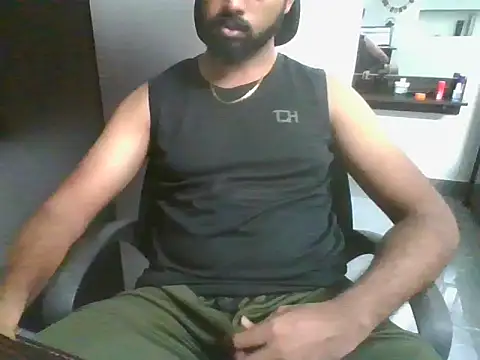 lovelyakash69 online show from January 2026 12:43:02 PM