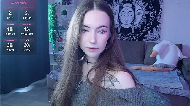 Snapshot of naugghtynikki chatting on September 2025 04:23:01 AM naugghtynikki online show from September 2025 04:23:01 AM