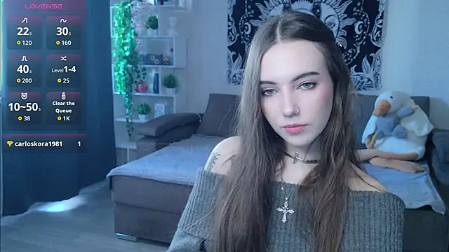 Snapshot of naugghtynikki chatting on September 2025 05:09:01 AM naugghtynikki online show from September 2025 05:09:01 AM