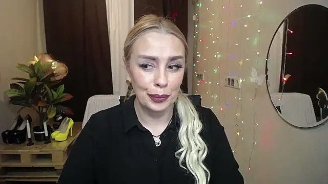 KatrinaCharm online show from March 2025 04:26:01 PM