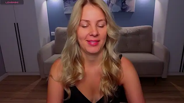 MelanieBennett online show from June 2026 07:22:02 AM